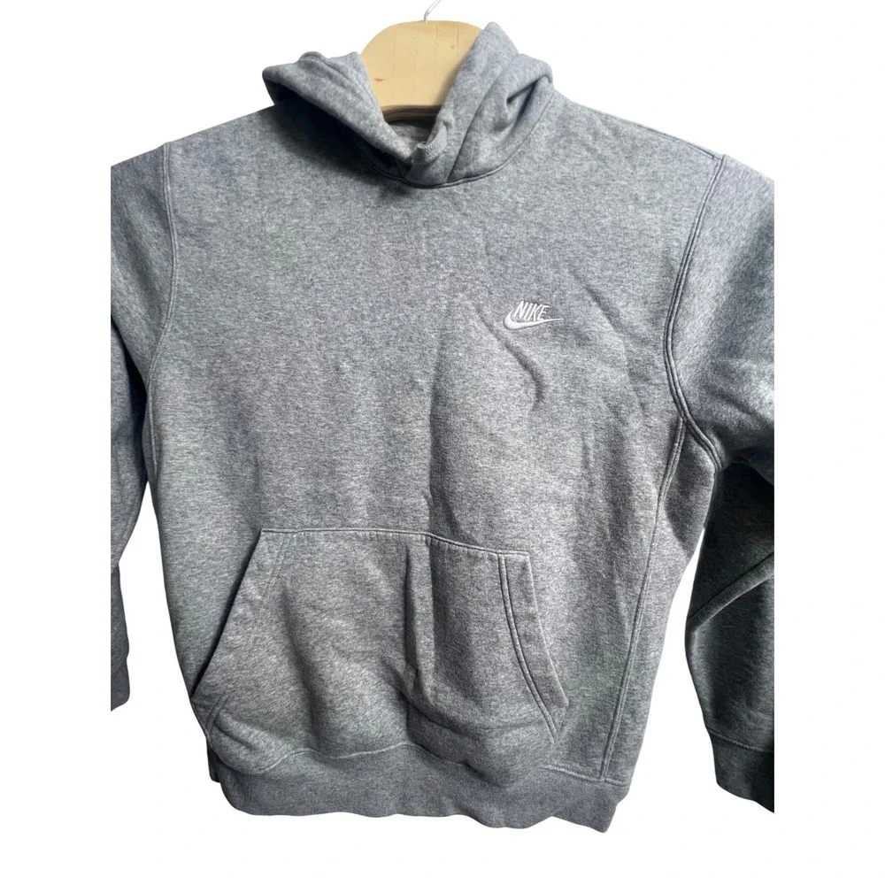 Nike Sportswear Club Fleece Hoodie Mens Small Heather Grey Embroidered‎ Logo